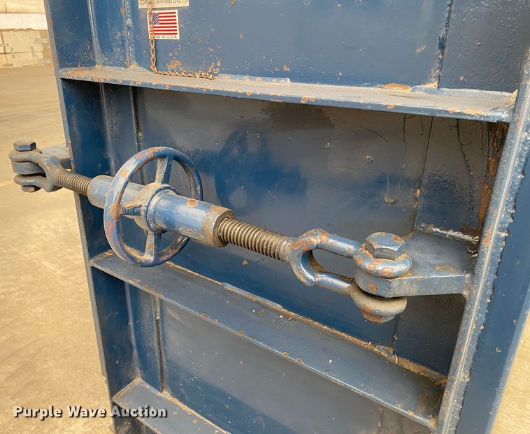 image for item IG9914 2001 Cram-A-Lot DHR-72-LU  vertical material baler