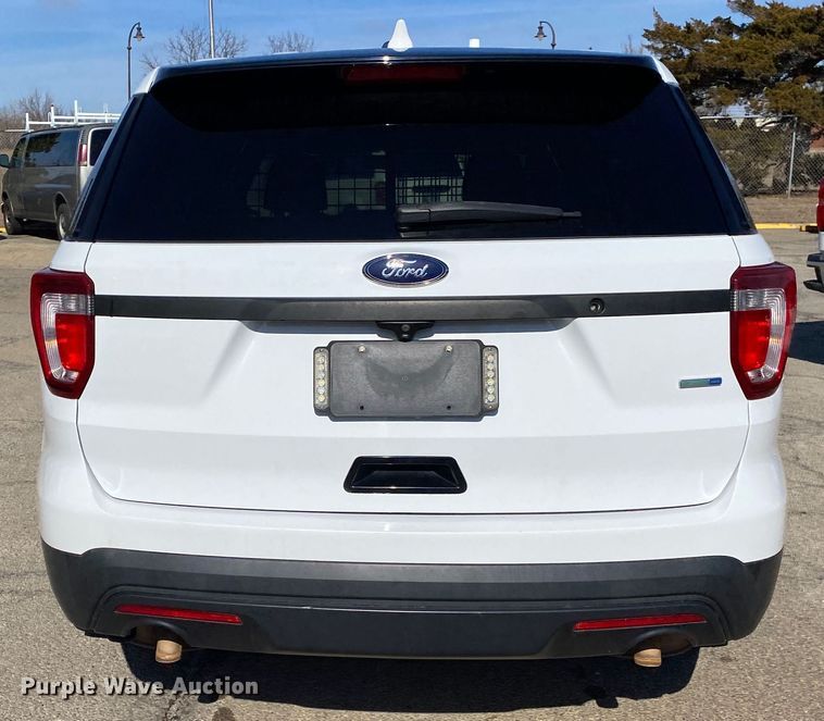 image for item IG9915 2016 Ford Explorer Police Interceptor  SUV