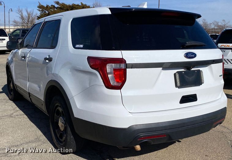 image for item IG9915 2016 Ford Explorer Police Interceptor  SUV