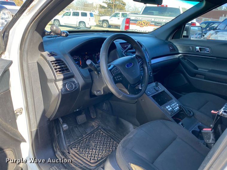 image for item IG9915 2016 Ford Explorer Police Interceptor  SUV