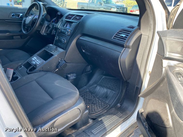 image for item IG9915 2016 Ford Explorer Police Interceptor  SUV