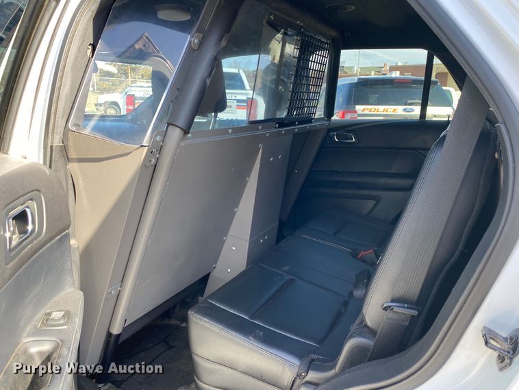 image for item IG9915 2016 Ford Explorer Police Interceptor  SUV