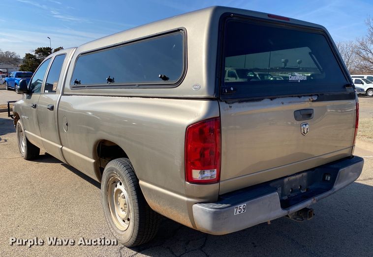 image for item IG9917 2006 Dodge Ram 1500  Quad Cab pickup truck