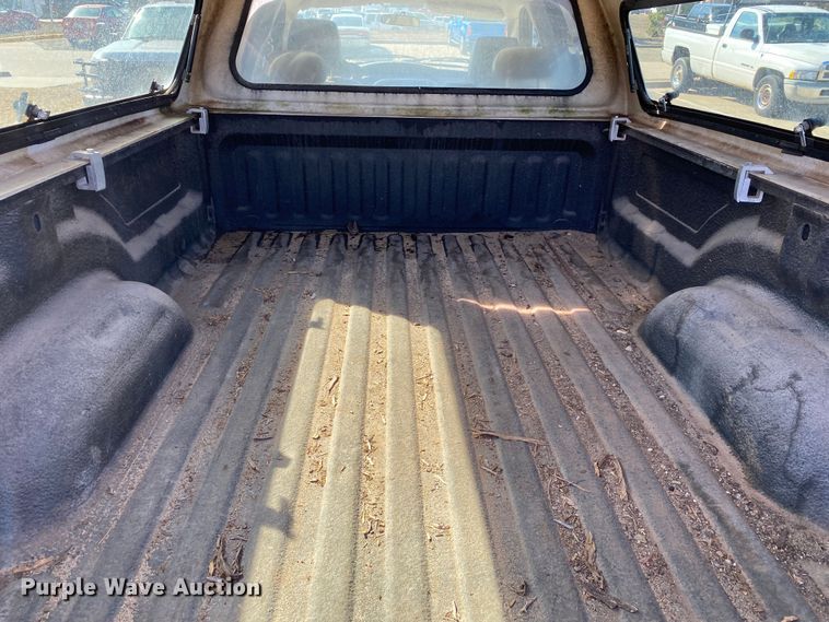 image for item IG9917 2006 Dodge Ram 1500  Quad Cab pickup truck