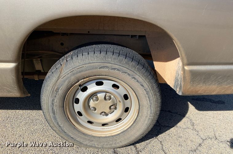 image for item IG9917 2006 Dodge Ram 1500  Quad Cab pickup truck