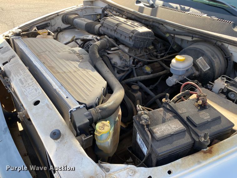 image for item IG9918 2001 Dodge Ram 2500  pickup truck