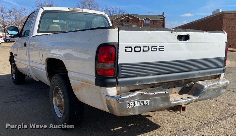 image for item IG9919 1999 Dodge Ram 2500  pickup truck