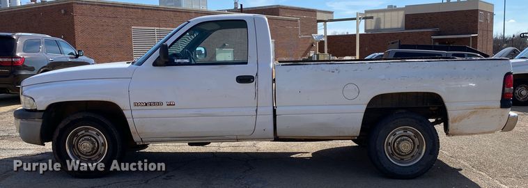 image for item IG9919 1999 Dodge Ram 2500  pickup truck