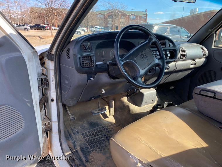 image for item IG9919 1999 Dodge Ram 2500  pickup truck