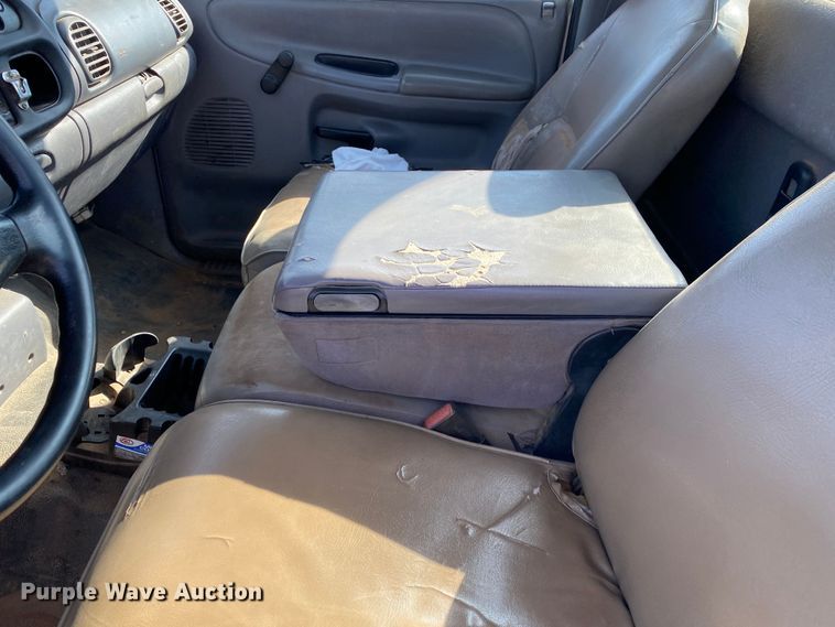 image for item IG9919 1999 Dodge Ram 2500  pickup truck