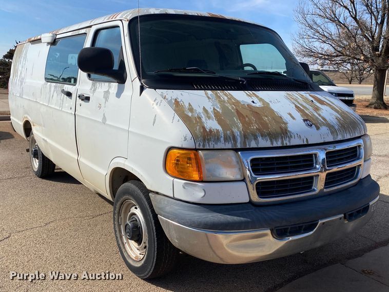 image for item IG9920 2002 Dodge Ram 2500  van