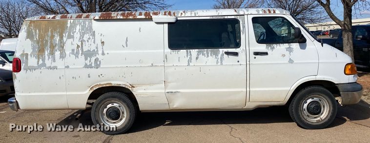image for item IG9920 2002 Dodge Ram 2500  van