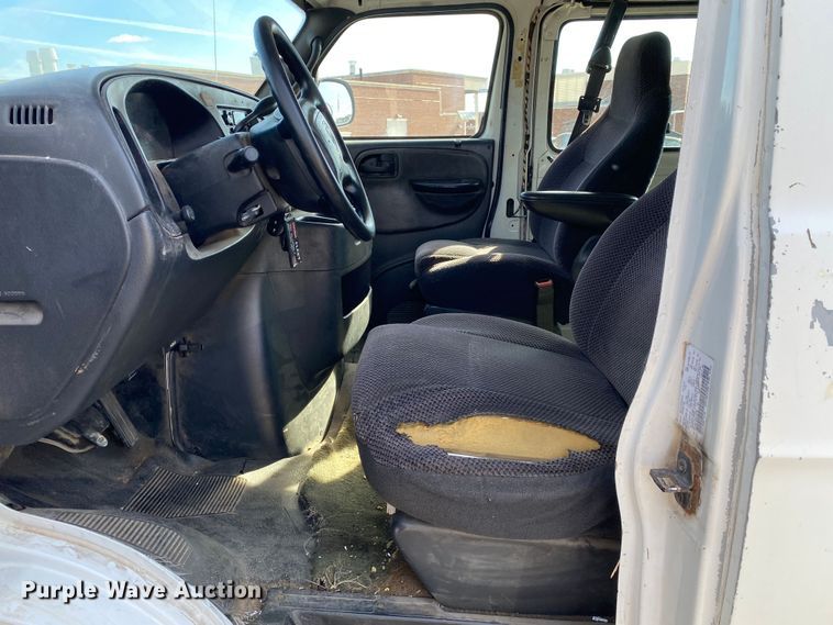 image for item IG9920 2002 Dodge Ram 2500  van