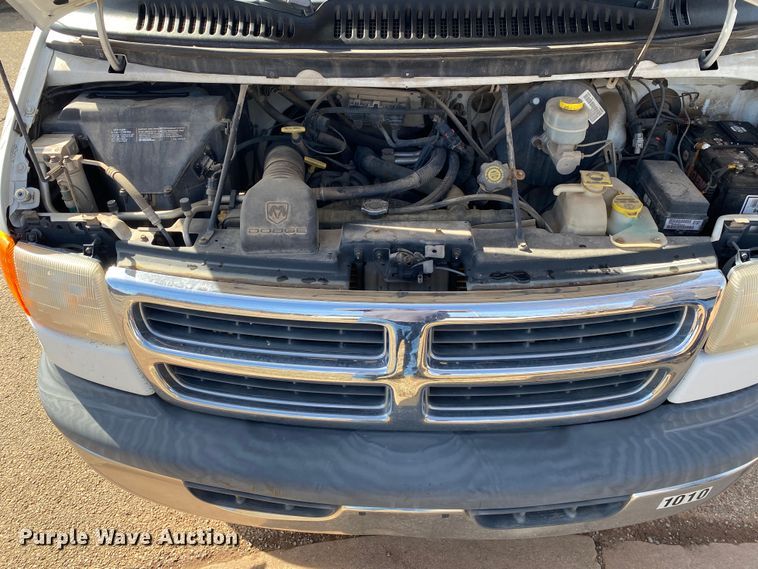 image for item IG9920 2002 Dodge Ram 2500  van