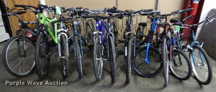 image for item IG9930 Approximately 10 bicycles