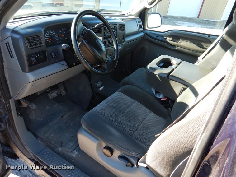 image for item IO9365 2002 Ford F250 Super Duty XLT  SuperCab pickup truck