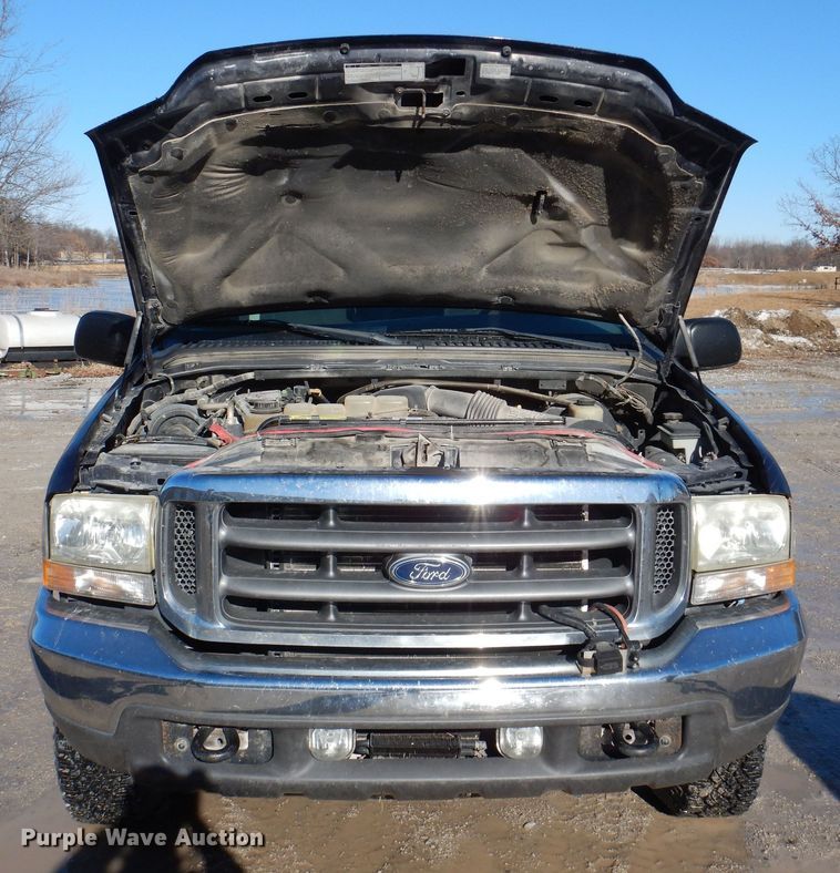 image for item IO9365 2002 Ford F250 Super Duty XLT  SuperCab pickup truck