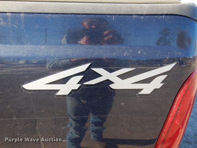 image for item IO9365 2002 Ford F250 Super Duty XLT  SuperCab pickup truck