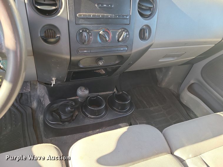 image for item JG9446 2006 Ford F150  SuperCab pickup truck