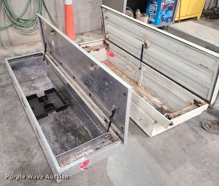 image for item JG9447 (4) toolboxes