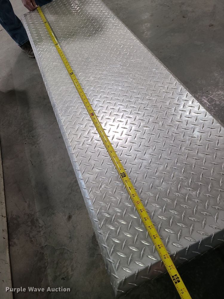 image for item JG9447 (4) toolboxes