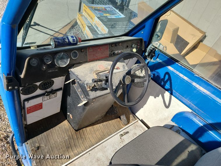 image for item JG9490 Go 4 P35  golf cart