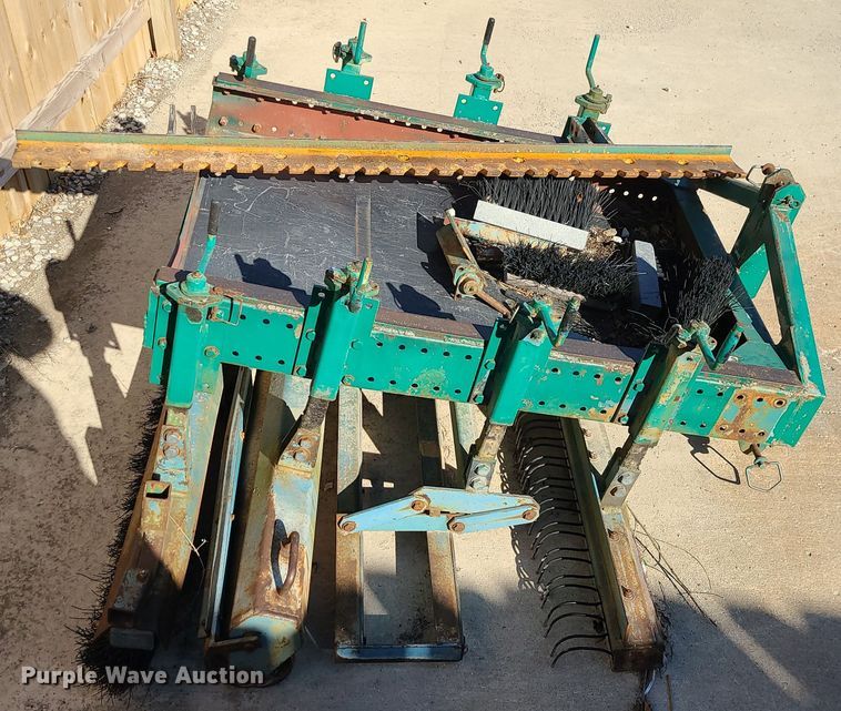 image for item JG9491 Land leveler