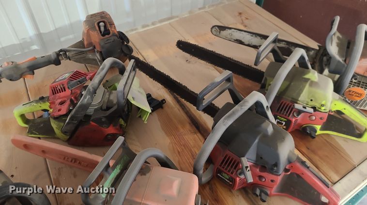 image for item JG9495 (7) chain saws