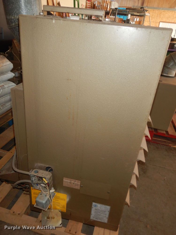 image for item JQ9755 Lennox LF250AM  furnace
