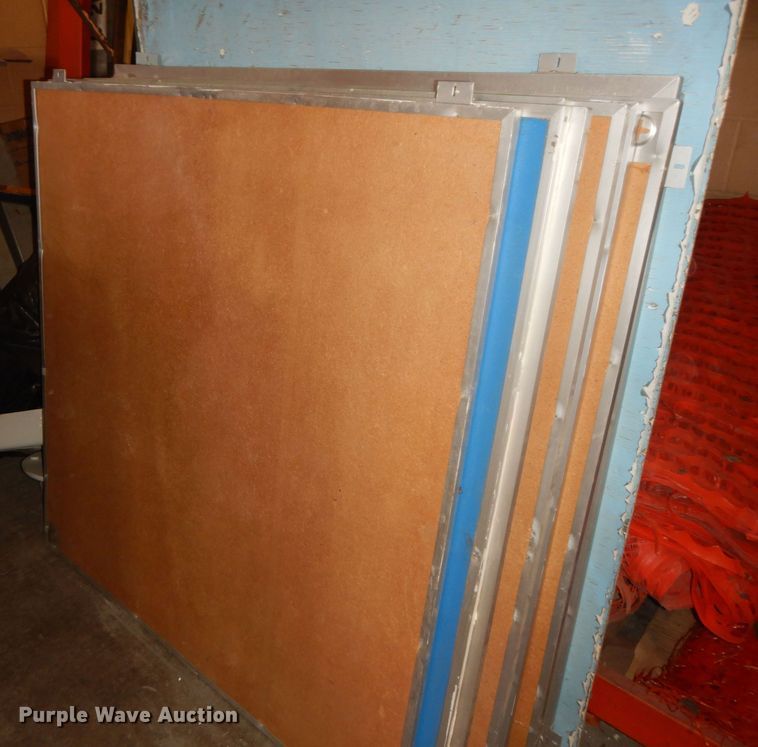 image for item JQ9757 (12) corkboards