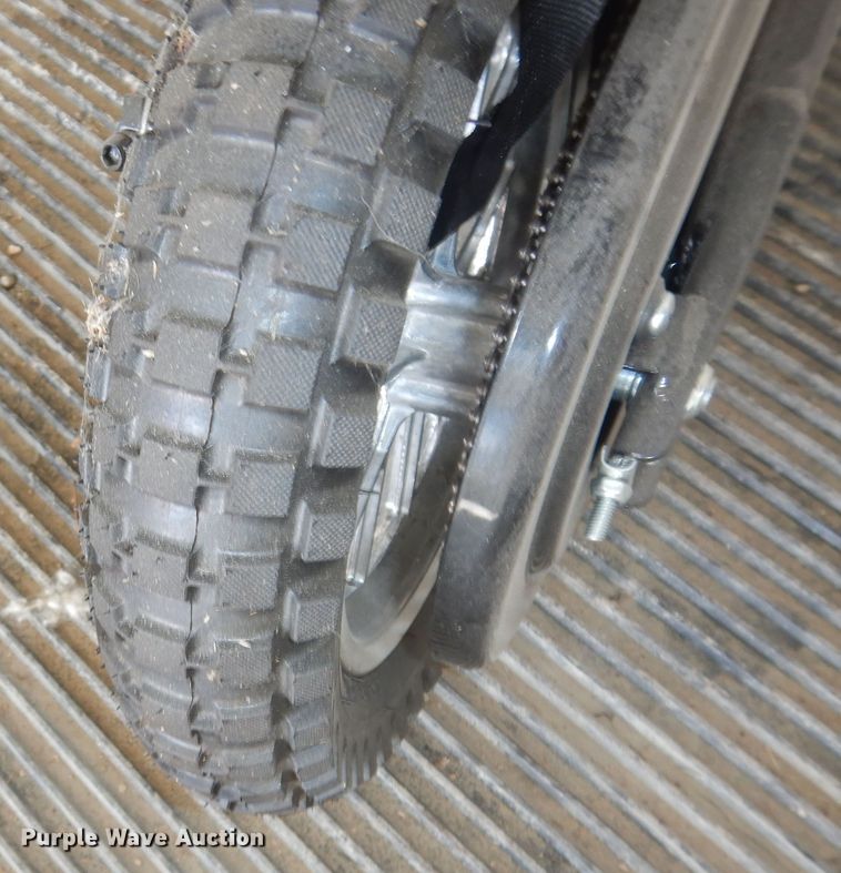 image for item JQ9758 Burromax T250  mini bike