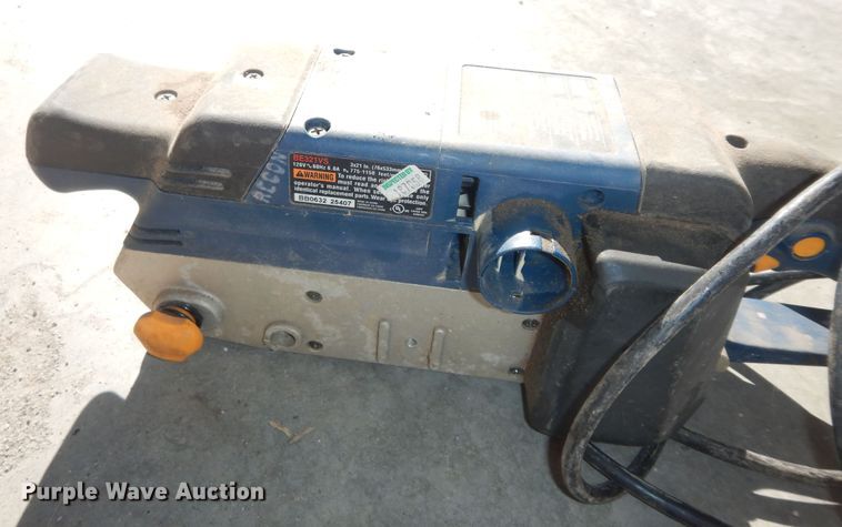 image for item JQ9759 Tools