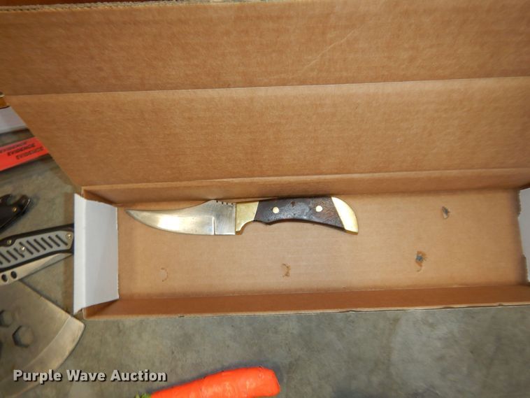 image for item JQ9761 Household items