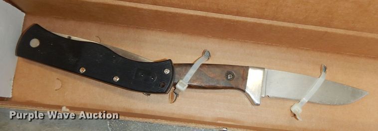 image for item JQ9761 Household items