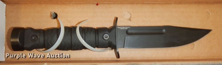 image for item JQ9761 Household items