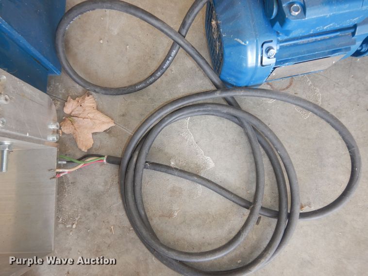 image for item JQ9765 Tools