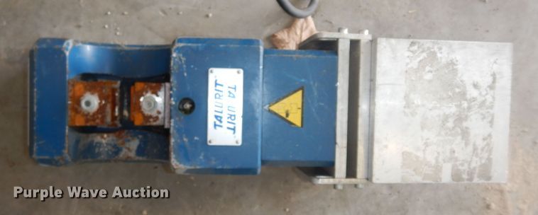 image for item JQ9765 Tools