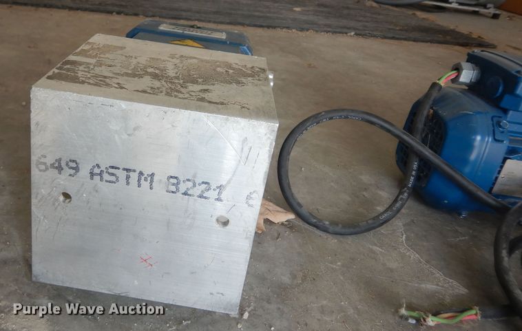 image for item JQ9765 Tools