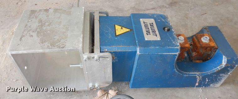 image for item JQ9765 Tools