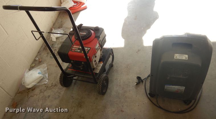 image for item JQ9765 Tools