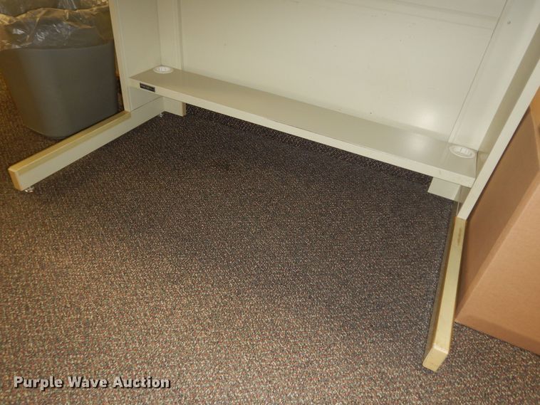 image for item JQ9768 Office supplies and equipment