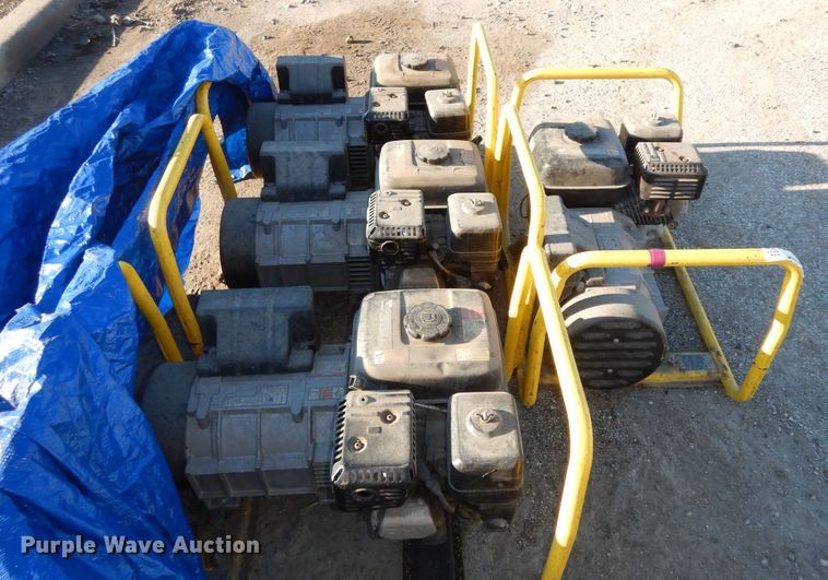 image for item JQ9776 (4) Wacker G2.5 generators