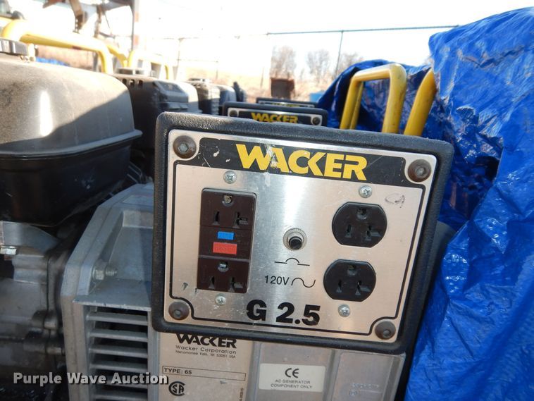 image for item JQ9776 (4) Wacker G2.5 generators