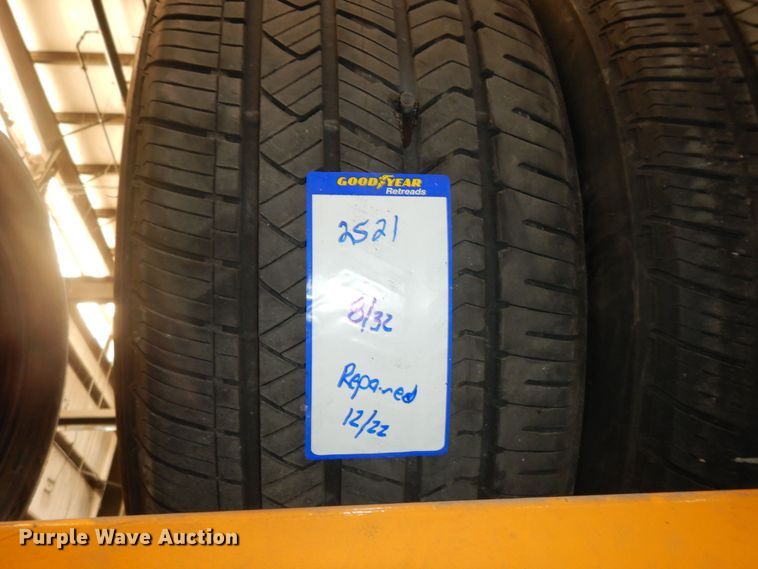 image for item JQ9778 (4) Firestone Firehawk 275/55R20 tires