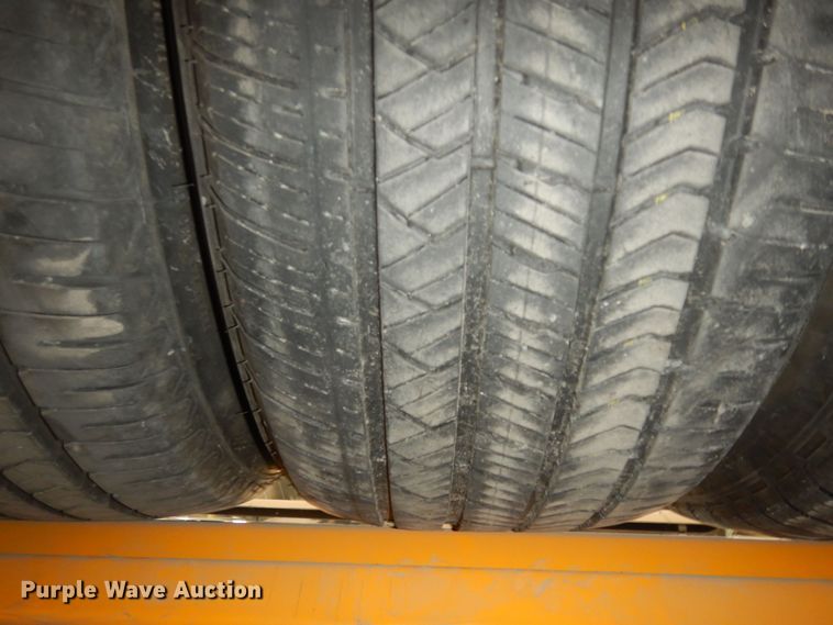 image for item JQ9778 (4) Firestone Firehawk 275/55R20 tires