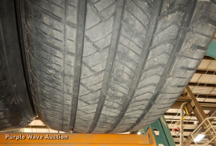 image for item JQ9778 (4) Firestone Firehawk 275/55R20 tires