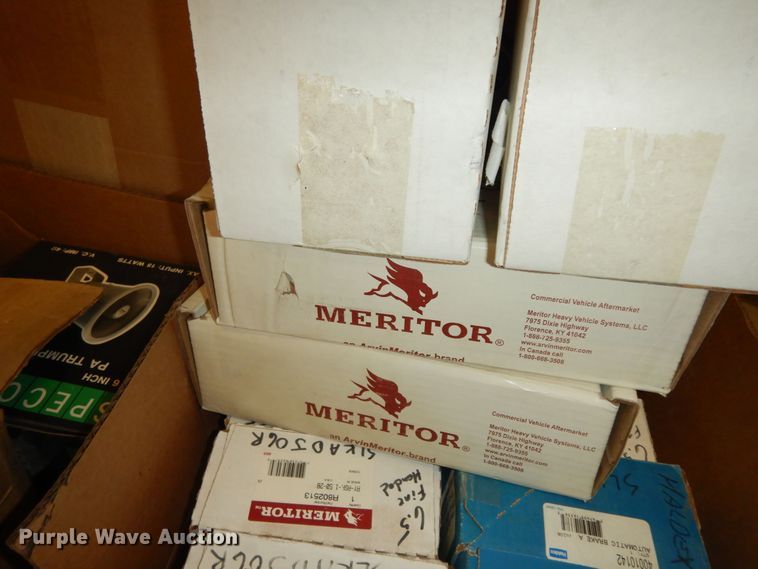 image for item JQ9779 Automotive parts and accessories