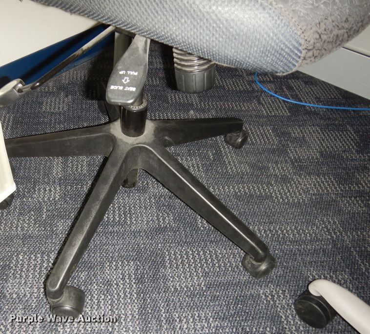 image for item JQ9804 (8) chairs