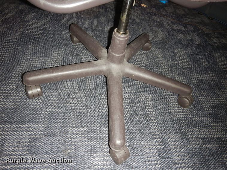 image for item JQ9804 (8) chairs