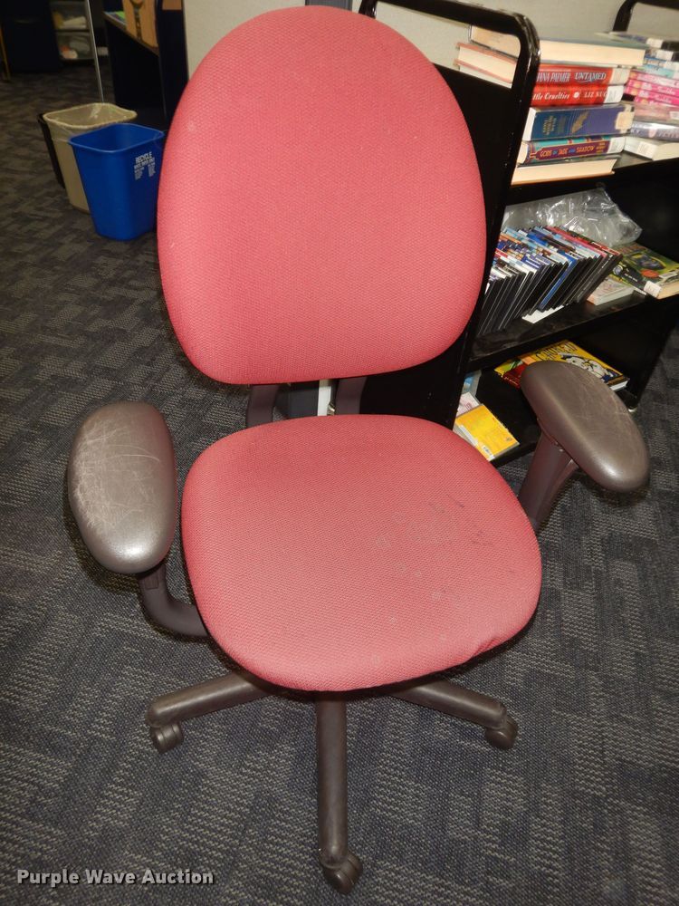 image for item JQ9804 (8) chairs